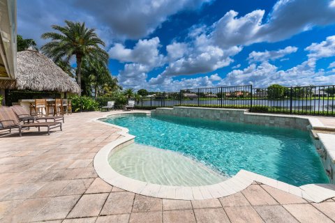 Villa ou maison à vendre à Wellington, Floride: 4 chambres, 321.53 m2 № 471423 - photo 9