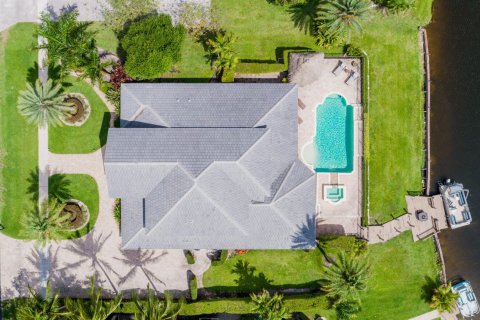 Villa ou maison à vendre à Wellington, Floride: 4 chambres, 321.53 m2 № 471423 - photo 2