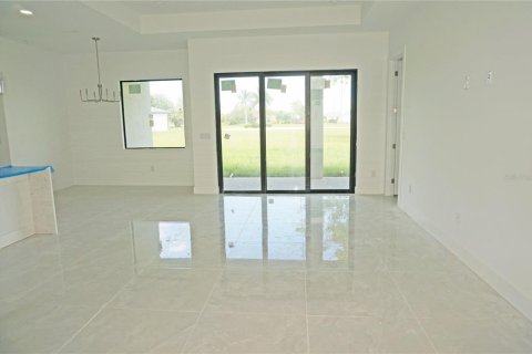 Villa ou maison à vendre à Punta Gorda, Floride: 4 chambres, 173.45 m2 № 1247108 - photo 7