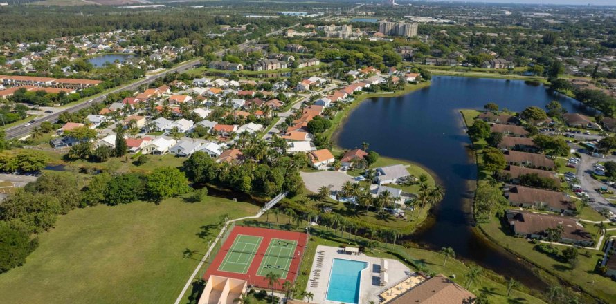 Villa ou maison à West Palm Beach, Floride 2 chambres, 134.43 m2 № 1103558