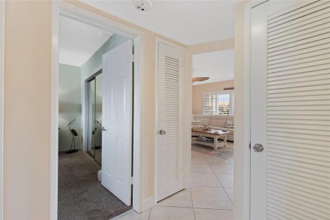 Copropriété à vendre à Pompano Beach, Floride: 2 chambres, 92.9 m2 № 1103595 - photo 12