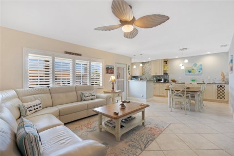 Copropriété à vendre à Pompano Beach, Floride: 2 chambres, 92.9 m2 № 1103595 - photo 3