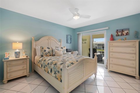 Condo in Pompano Beach, Florida, 2 bedrooms  № 1103595 - photo 26