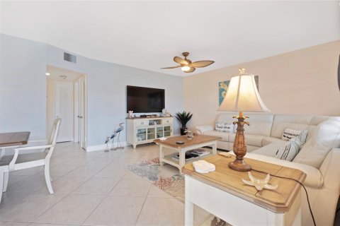 Copropriété à vendre à Pompano Beach, Floride: 2 chambres, 92.9 m2 № 1103595 - photo 5