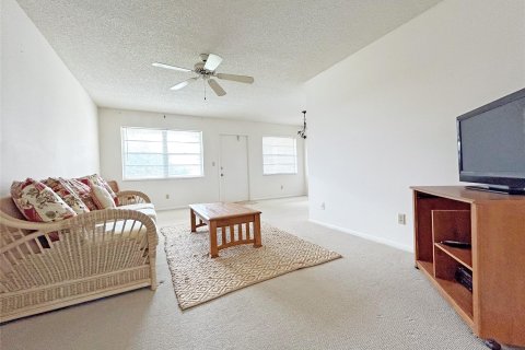 Copropriété à vendre à Vero Beach, Floride: 1 chambre, 69.68 m2 № 1141379 - photo 23