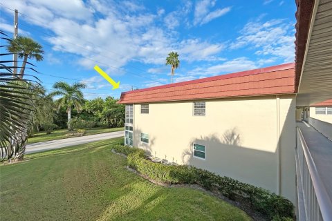 Condominio en venta en Vero Beach, Florida, 1 dormitorio, 69.68 m2 № 1141379 - foto 14