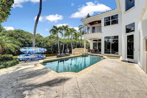 Casa en venta en North Palm Beach, Florida, 4 dormitorios, 441.84 m2 № 642808 - foto 15