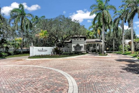 Casa en venta en North Palm Beach, Florida, 4 dormitorios, 441.84 m2 № 642808 - foto 1