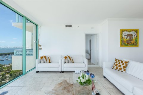 Copropriété à louer à Miami, Floride: 2 chambres, 142.14 m2 № 1145195 - photo 12