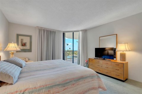 Condominio en venta en Aventura, Florida, 2 dormitorios, 179.86 m2 № 1145194 - foto 23