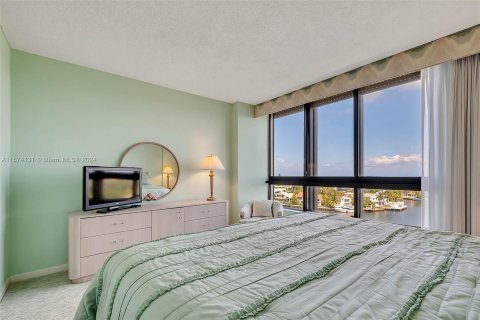 Condominio en venta en Aventura, Florida, 2 dormitorios, 179.86 m2 № 1145194 - foto 30
