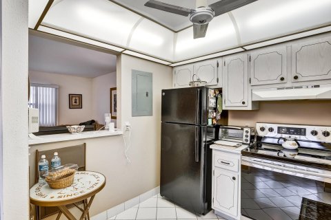 Condo in Delray Beach, Florida, 1 bedroom  № 994186 - photo 16