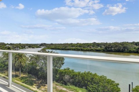 Condominio en venta en Clearwater, Florida, 2 dormitorios, 131.83 m2 № 1405538 - foto 17