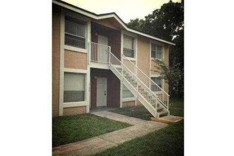 Condo in Miramar, Florida, 2 bedrooms  № 1077844 - photo 7