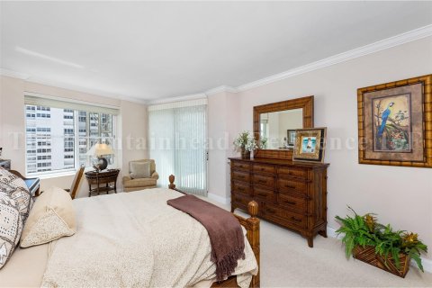 Condo in Lauderdale-by-the-Sea, Florida, 2 bedrooms  № 815301 - photo 22