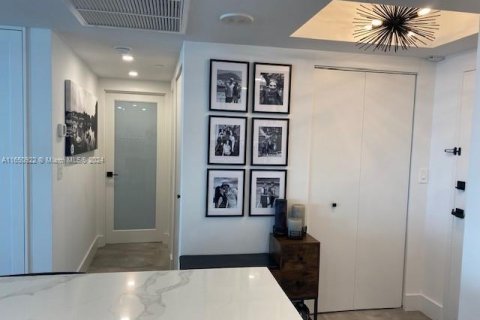 Copropriété à vendre à Miami Beach, Floride: 2 chambres, 82.68 m2 № 1345288 - photo 3