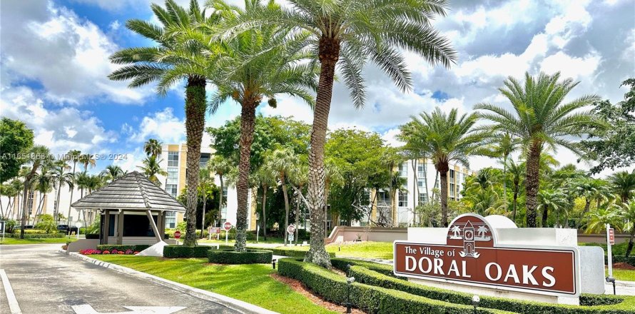 Condo in Doral, Florida, 3 bedrooms  № 1345239