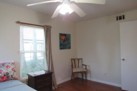 Condominio en venta en Stuart, Florida, 2 dormitorios, 101.45 m2 № 1009639 - foto 4