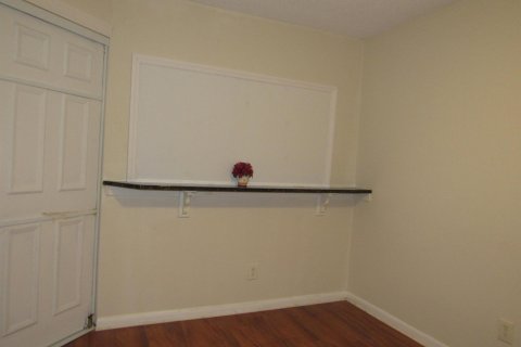 Condo in Stuart, Florida, 2 bedrooms  № 1009639 - photo 29