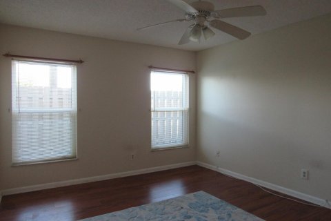 Condominio en venta en Stuart, Florida, 2 dormitorios, 101.45 m2 № 1009639 - foto 19