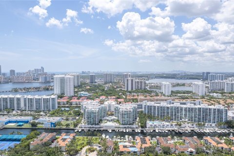 Condo in Aventura, Florida, 2 bedrooms  № 1328696 - photo 4