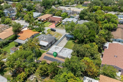 Casa en venta en Miami, Florida, 3 dormitorios, 117.71 m2 № 1328733 - foto 10