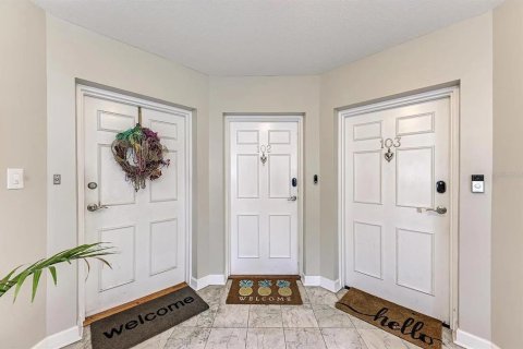 Copropriété à louer à Tampa, Floride: 2 chambres, 92.53 m2 № 1341570 - photo 3