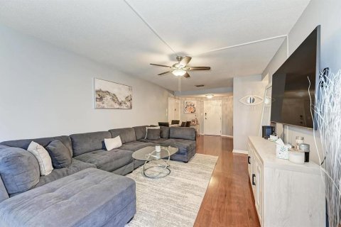 Copropriété à louer à Tampa, Floride: 2 chambres, 92.53 m2 № 1341570 - photo 14