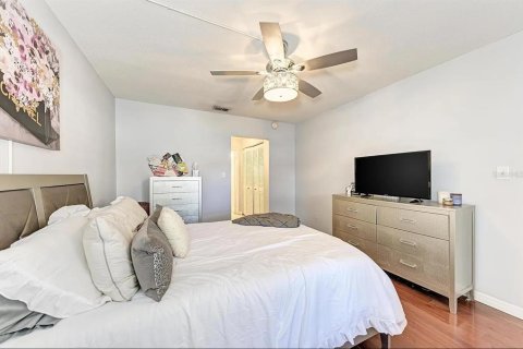 Copropriété à louer à Tampa, Floride: 2 chambres, 92.53 m2 № 1341570 - photo 17