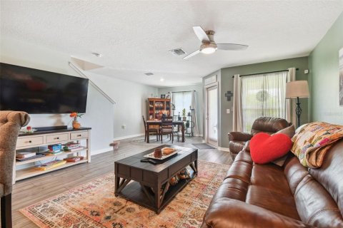 Touwnhouse à vendre à Tampa, Floride: 2 chambres, 150.59 m2 № 1341569 - photo 11