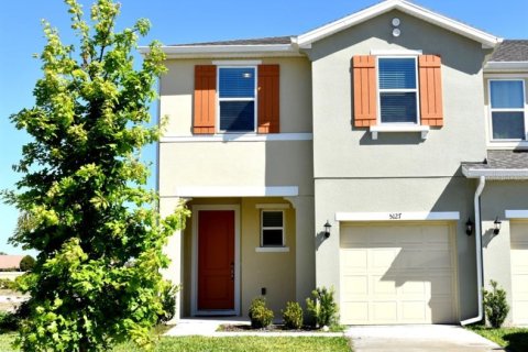 Townhouse in Kissimmee, Florida 4 bedrooms, 165.55 sq.m. № 229190 - photo 1