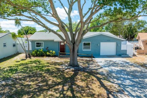 Villa ou maison à vendre à Palm Harbor, Floride: 3 chambres, 131.36 m2 № 1342840 - photo 2