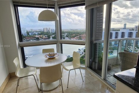 Copropriété à vendre à Aventura, Floride: 3 chambres, 173.73 m2 № 1345970 - photo 9