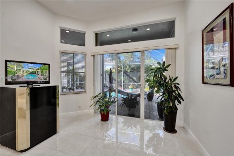 House in Weston, Florida 5 bedrooms, 285.67 sq.m. № 1345969 - photo 18