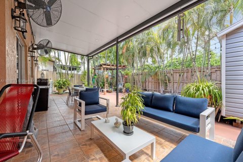 Casa en venta en Miami, Florida, 3 dormitorios, 209.12 m2 № 1294241 - foto 30