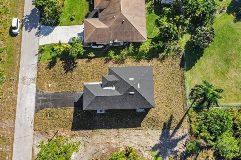 Villa ou maison à vendre à Lehigh Acres, Floride: 3 chambres, 136.66 m2 № 682060 - photo 19