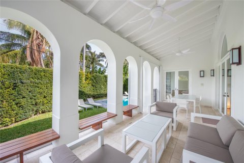 Villa ou maison à vendre à Key Biscayne, Floride: 5 chambres, 412.86 m2 № 991286 - photo 9