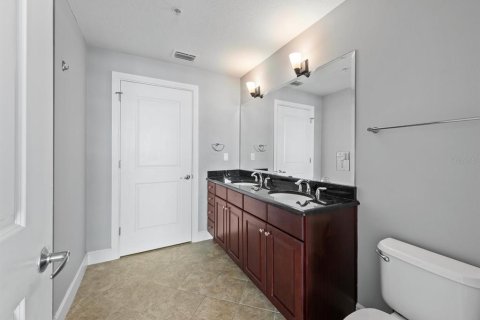 Condominio en venta en Orlando, Florida, 1 dormitorio, 92.62 m2 № 1003451 - foto 20