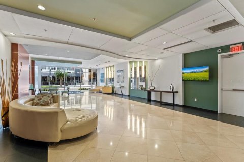Condominio en venta en Orlando, Florida, 1 dormitorio, 92.62 m2 № 1003451 - foto 2