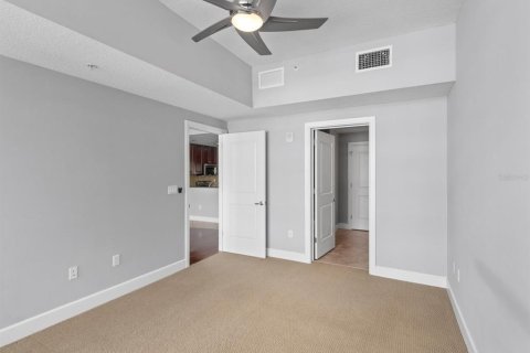 Condominio en venta en Orlando, Florida, 1 dormitorio, 92.62 m2 № 1003451 - foto 15