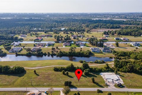 Terreno en venta en Rotonda, Florida № 566012 - foto 11