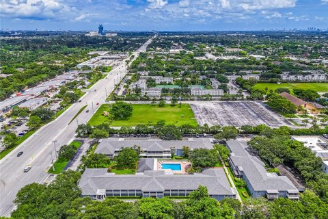 Condo in Davie, Florida, 2 bedrooms  № 1327787 - photo 29