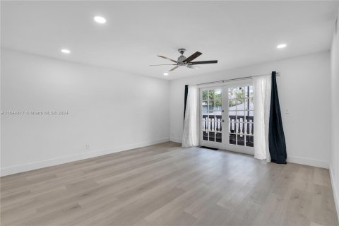 Copropriété à vendre à Davie, Floride: 2 chambres, 110.55 m2 № 1327787 - photo 7