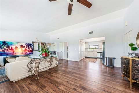Villa ou maison à vendre à Pompano Beach, Floride: 3 chambres, 267.56 m2 № 1189855 - photo 25