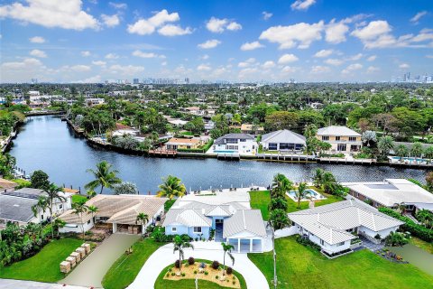 House in Fort Lauderdale, Florida 5 bedrooms, 222.97 sq.m. № 959670 - photo 5