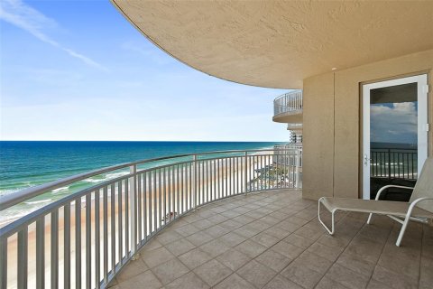 Condo in Daytona Beach Shores, Florida, 3 bedrooms  № 1346892 - photo 28