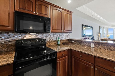 Condo in Daytona Beach Shores, Florida, 3 bedrooms  № 1346892 - photo 14