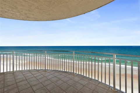 Condo in Daytona Beach Shores, Florida, 3 bedrooms  № 1346892 - photo 29