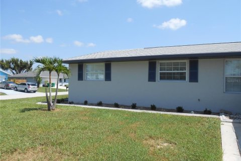 Villa ou maison à louer à Port Charlotte, Floride: 5 chambres, 199.83 m2 № 1346863 - photo 27