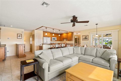 Villa ou maison à vendre à Punta Gorda, Floride: 3 chambres, 196.02 m2 № 1089953 - photo 30